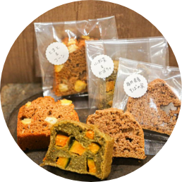 ワンちゃん向け 大麦と野菜を使った無添加おやつ